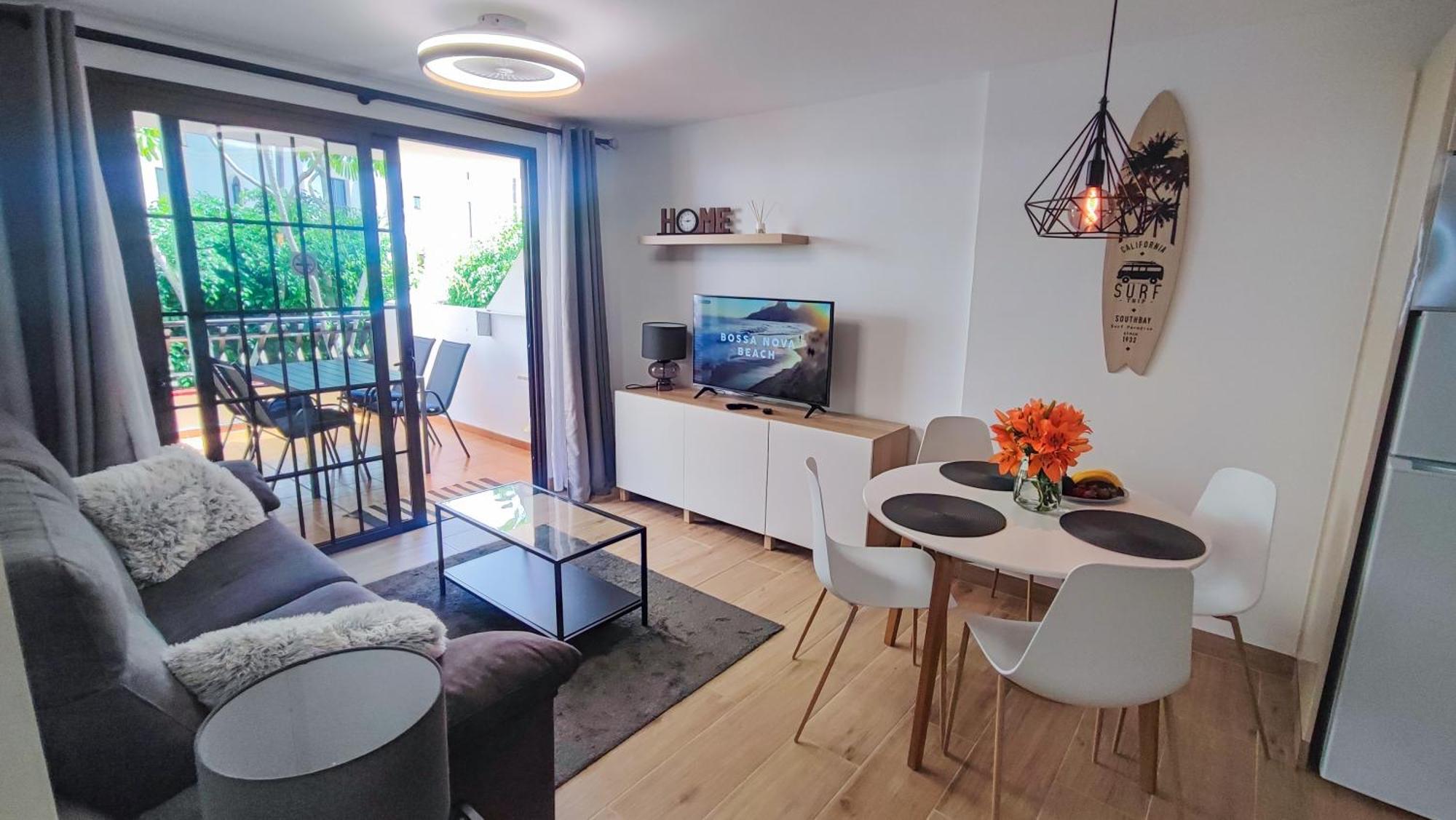 Diamantes - Relaxing Tenerife Getaway - Heated Pool - Los Cristianos 洛斯克里斯蒂亚诺斯 外观 照片